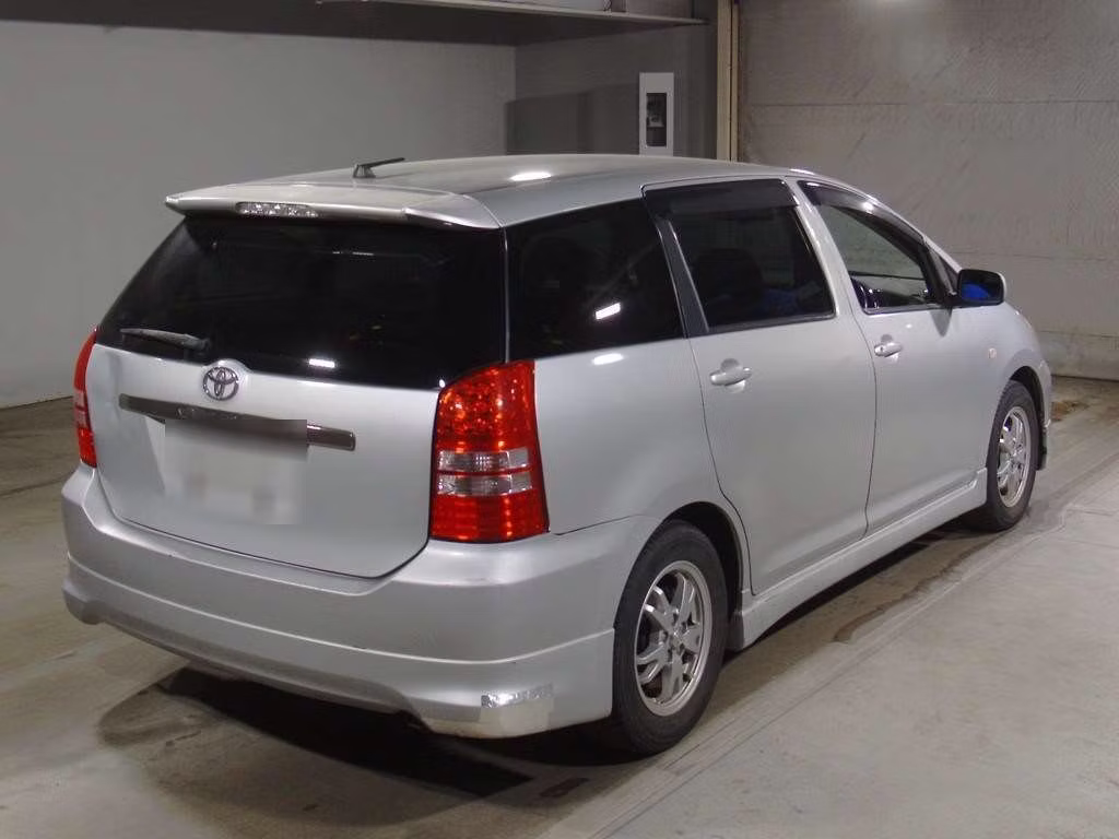 TOYOTA WISH