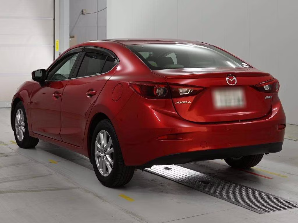 MAZDA AXELA