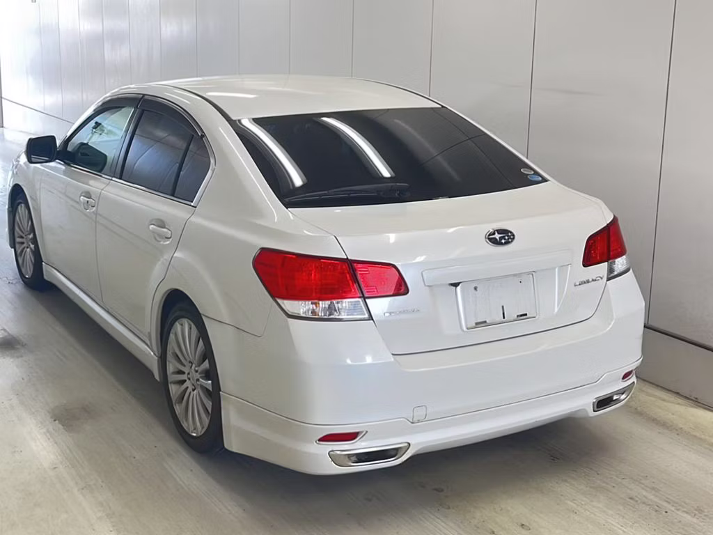 SUBARU LEGACY B4