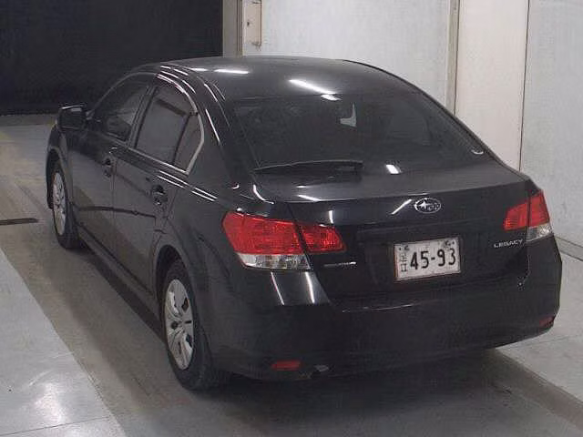 SUBARU LEGACY B4