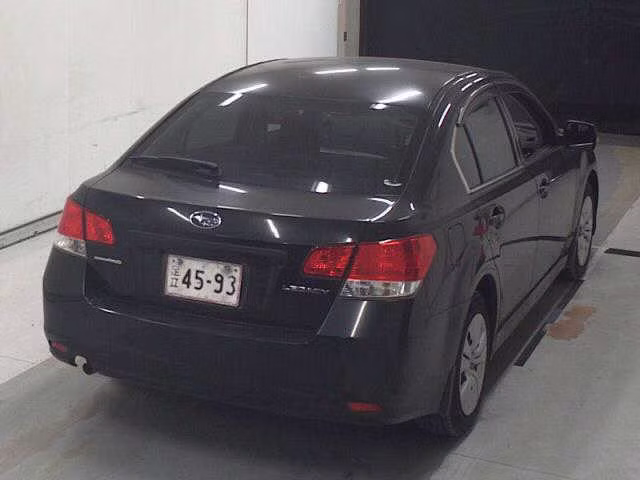 SUBARU LEGACY B4