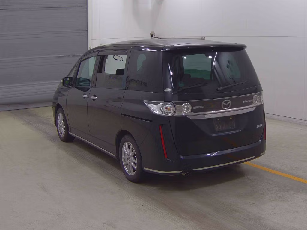 MAZDA BIANTE