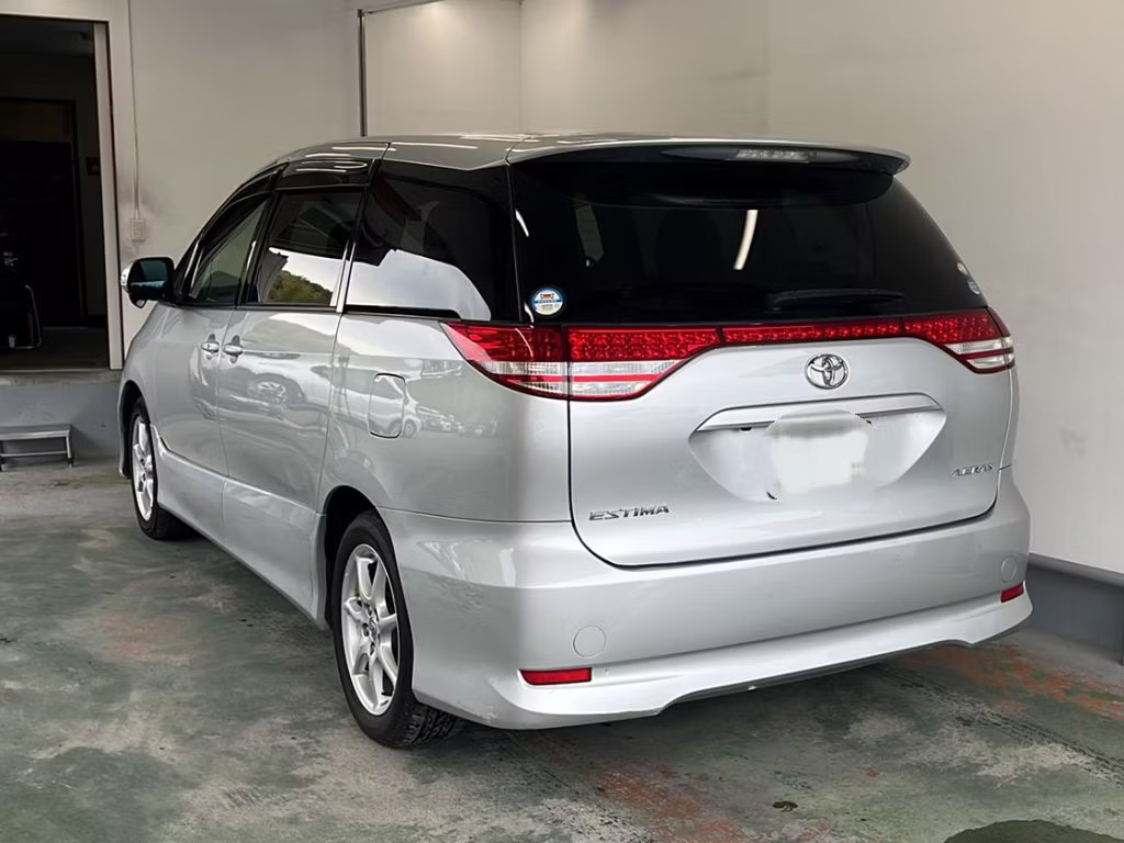 TOYOTA ESTIMA
