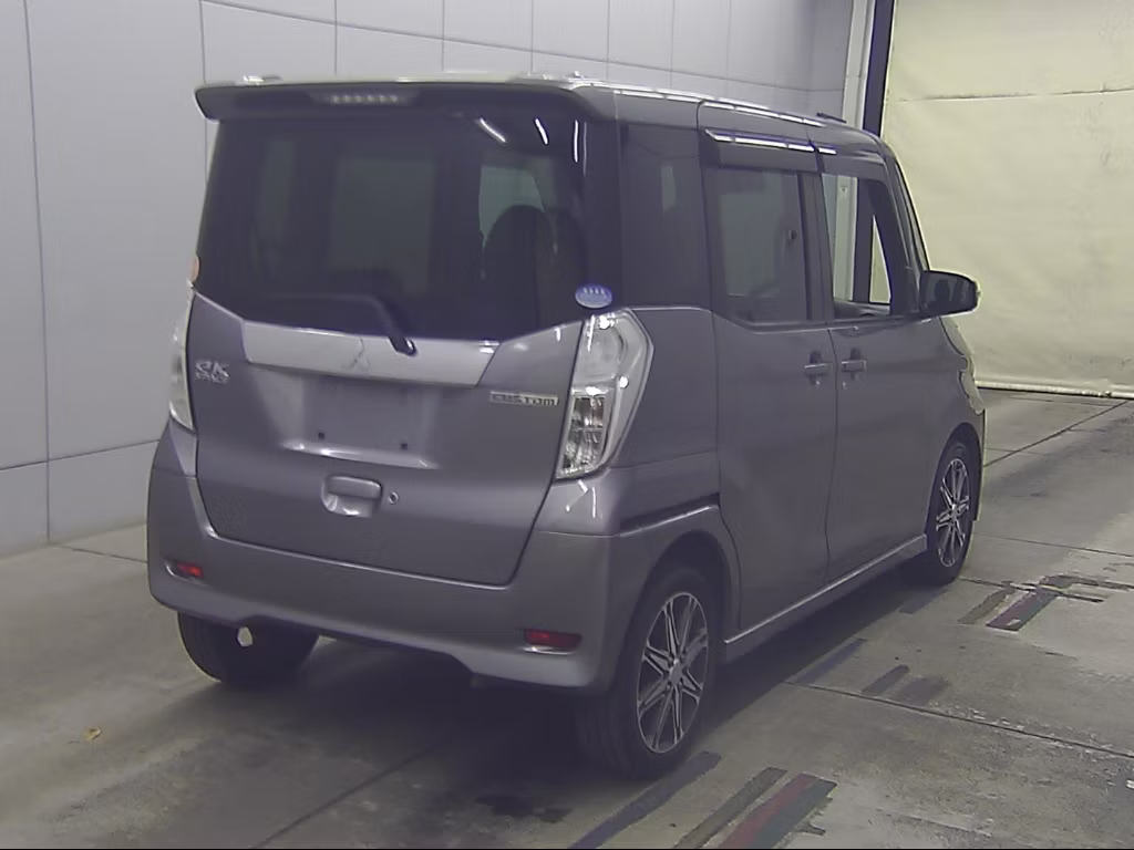 MITSUBISHI EK SPACE