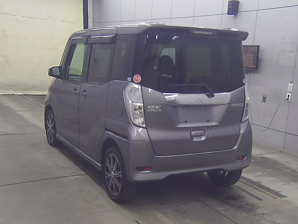 MITSUBISHI EK SPACE