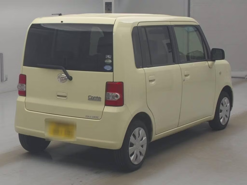 DAIHATSU MOVE CONTE