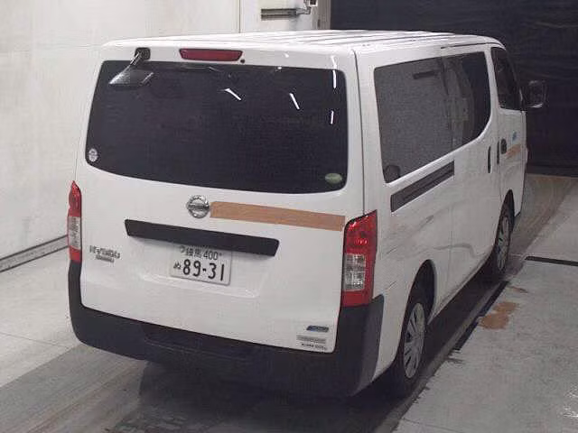NISSAN NV350 CARAVAN