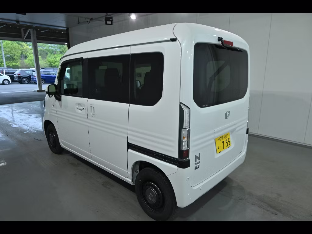 HONDA N-VAN