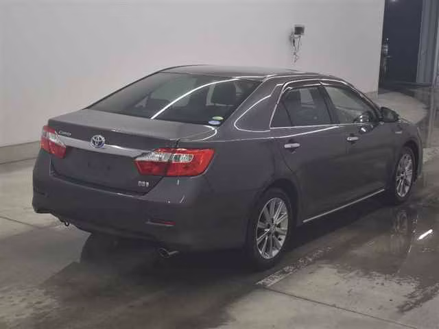 TOYOTA CAMRY