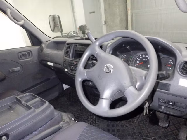 NISSAN CARAVAN