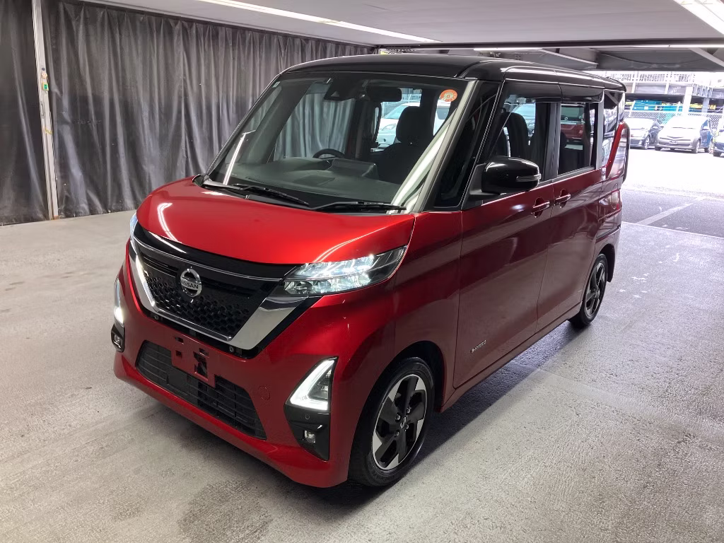 NISSAN ROOX