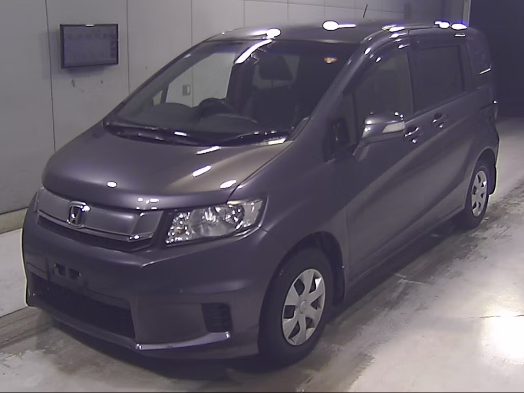 HONDA FREED SPIKE