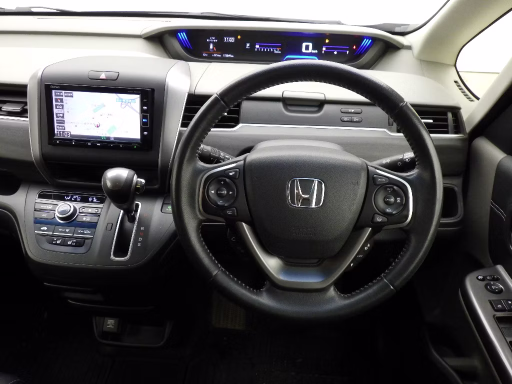 HONDA FREED+