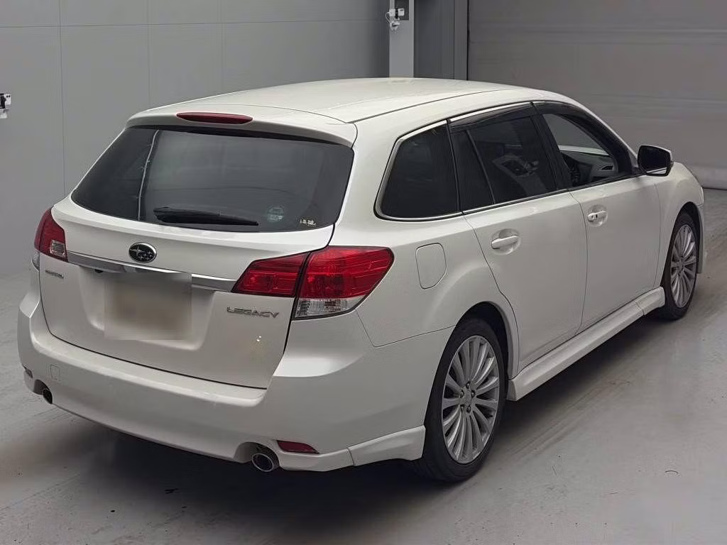SUBARU LEGACY