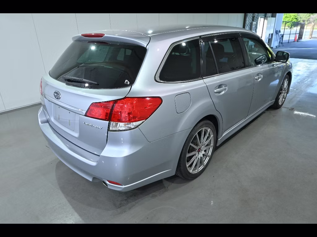 SUBARU LEGACY