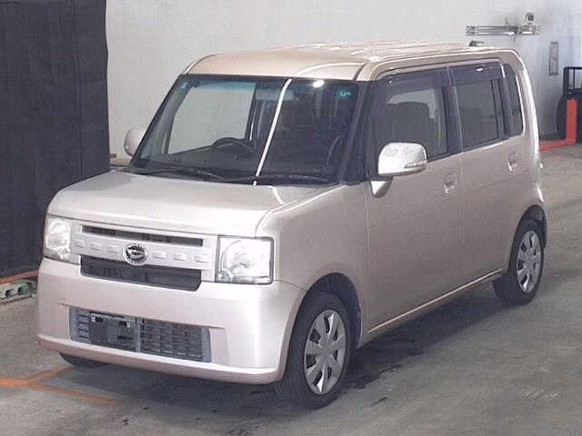 DAIHATSU MOVE CONTE