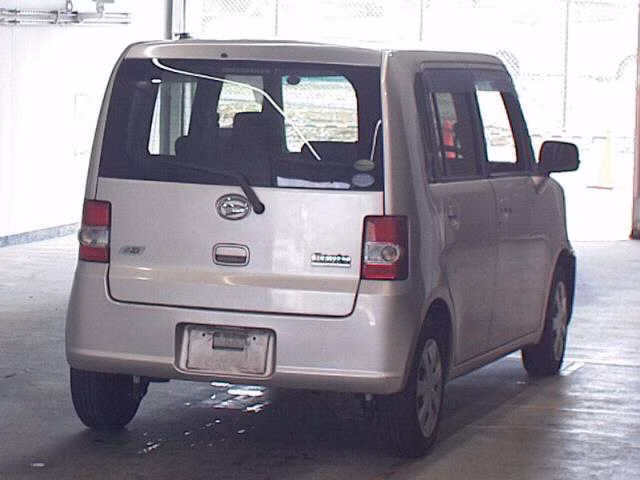 DAIHATSU MOVE CONTE