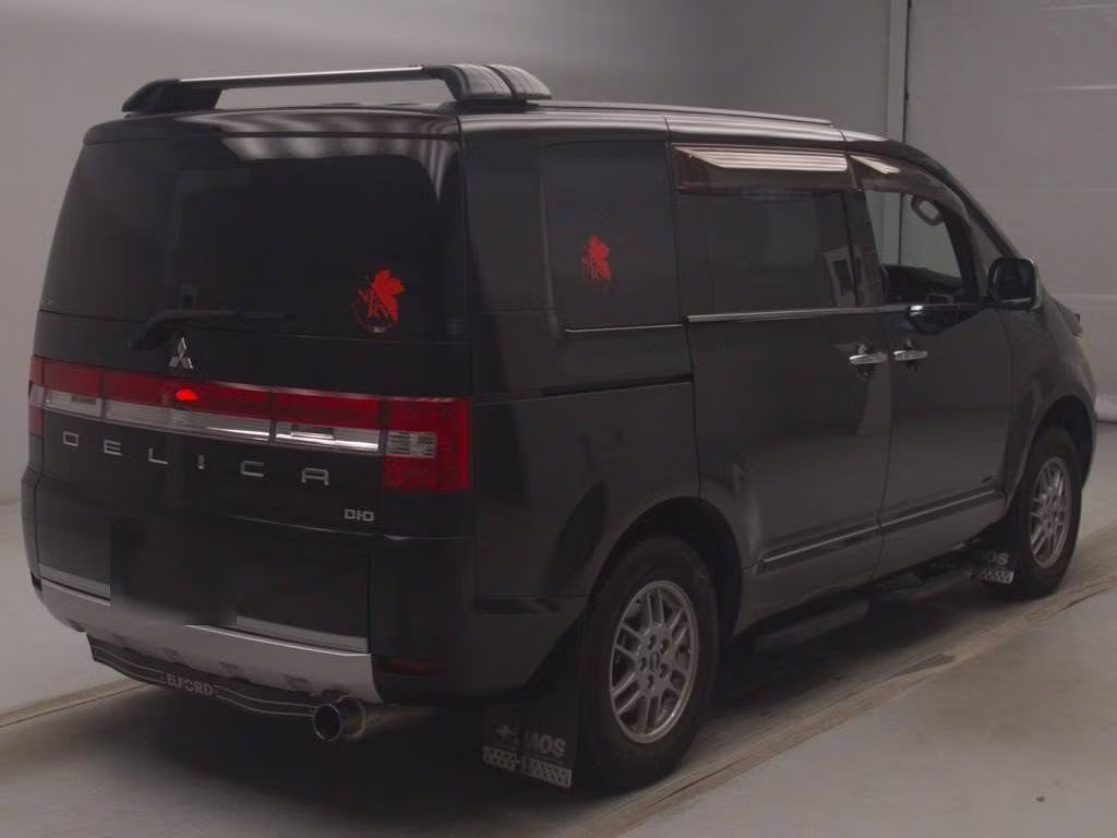 MITSUBISHI DELICA D:5