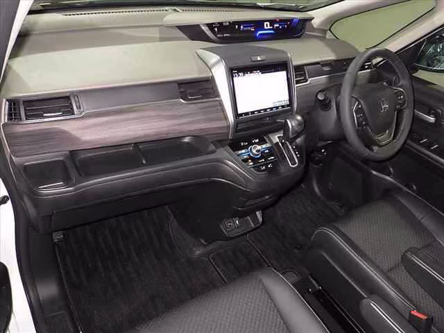 HONDA FREED+