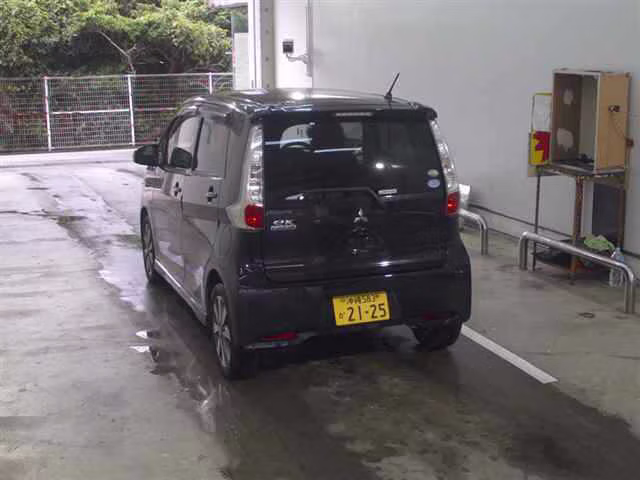 MITSUBISHI EK CUSTOM