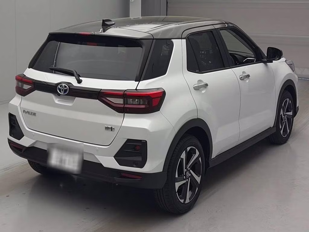 TOYOTA RAIZE
