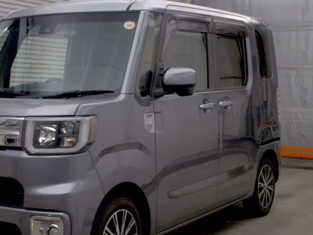 TOYOTA PIXIS MEGA