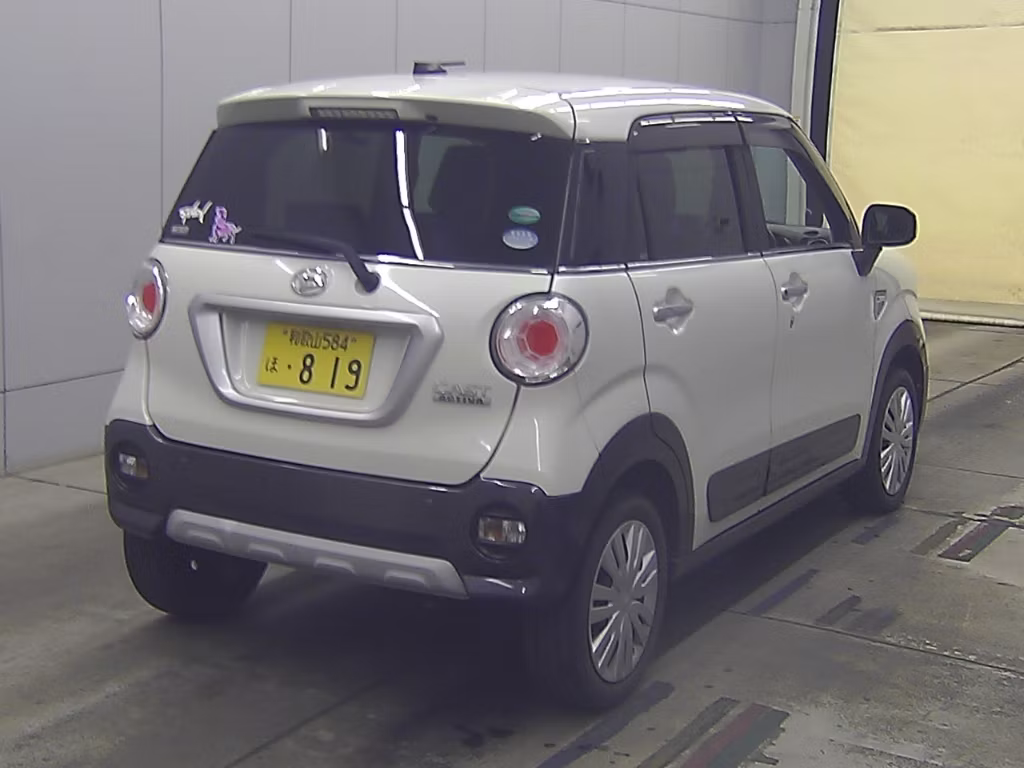 DAIHATSU CAST