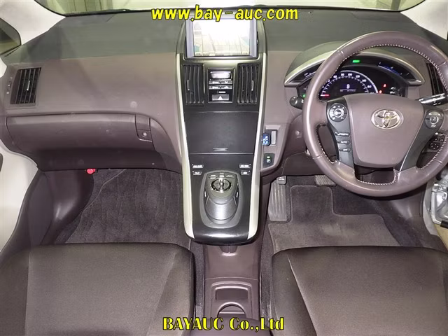 TOYOTA SAI