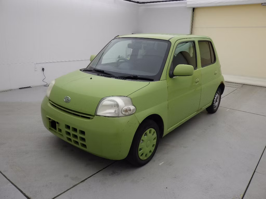 DAIHATSU ESSE