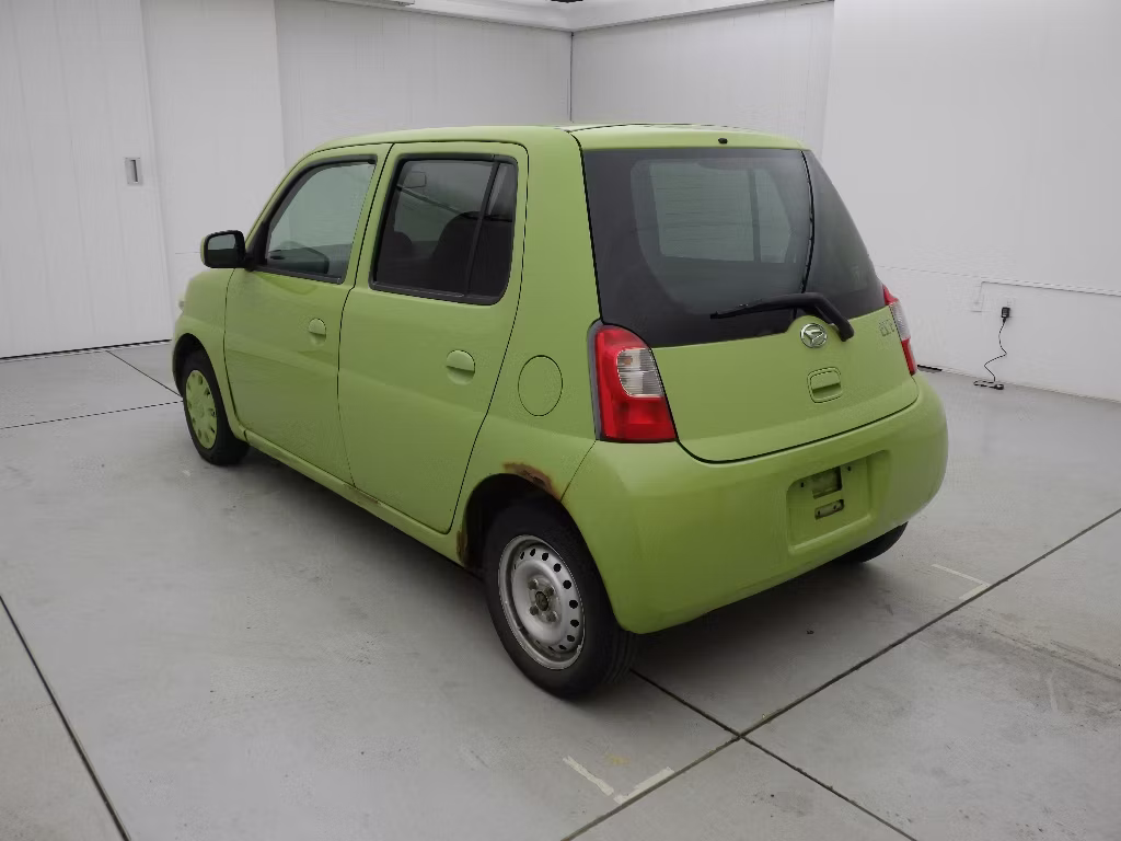 DAIHATSU ESSE