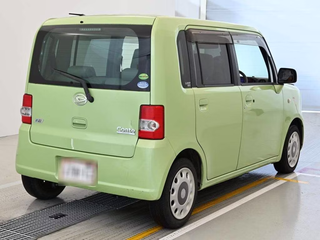 DAIHATSU MOVE CONTE