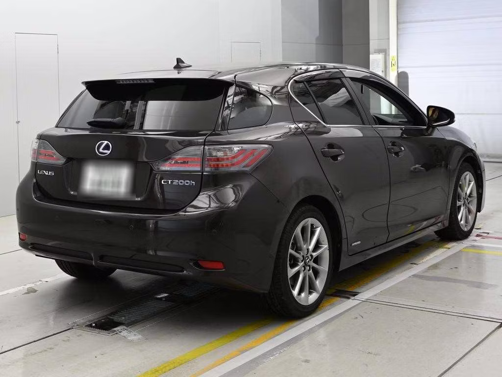 LEXUS CT200H