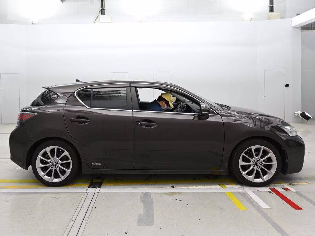 LEXUS CT200H