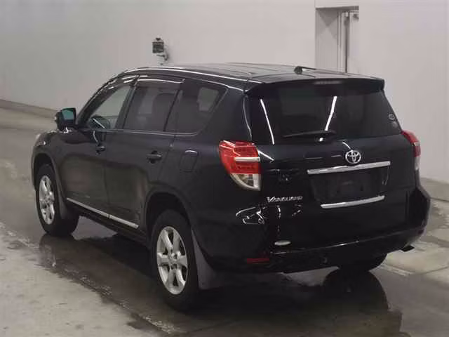TOYOTA VANGUARD