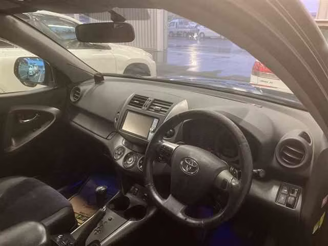 TOYOTA VANGUARD