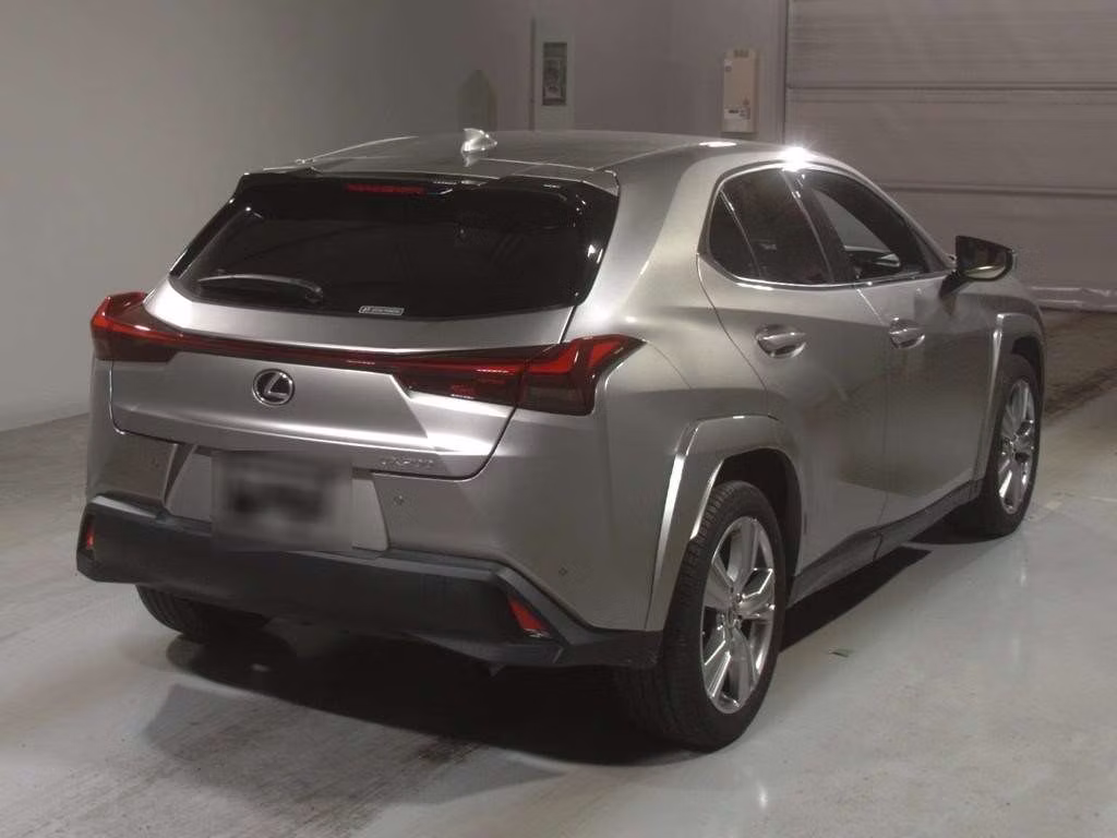 LEXUS UX200
