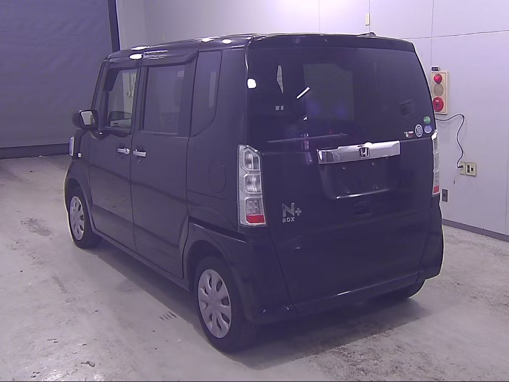 HONDA N-BOX+