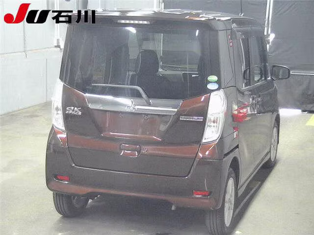 MITSUBISHI EK SPACE