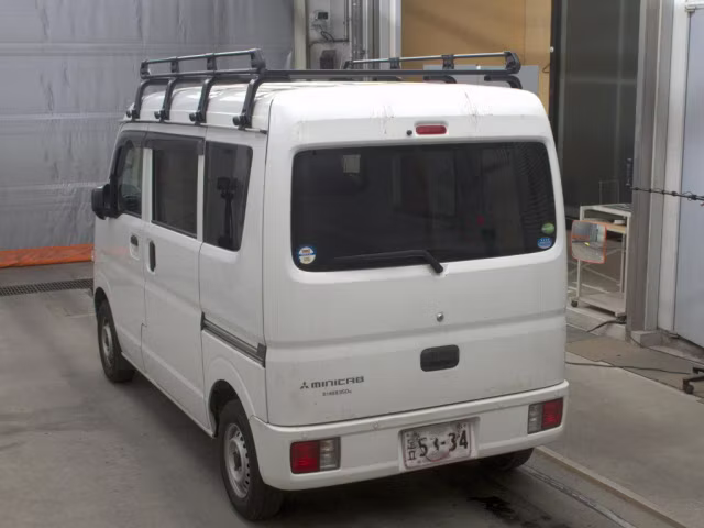 MITSUBISHI MINICAB