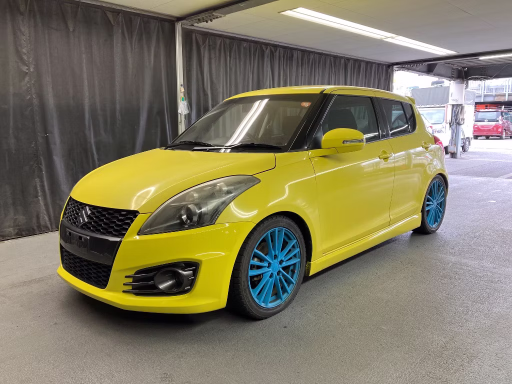 SUZUKI SWIFT