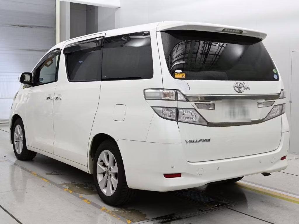 TOYOTA VELLFIRE