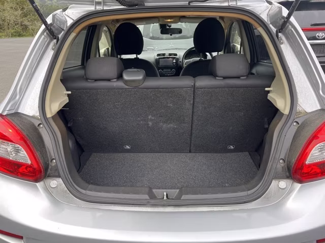 MITSUBISHI MIRAGE