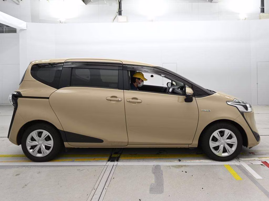 TOYOTA SIENTA