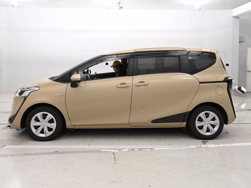TOYOTA SIENTA