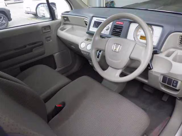 HONDA LIFE