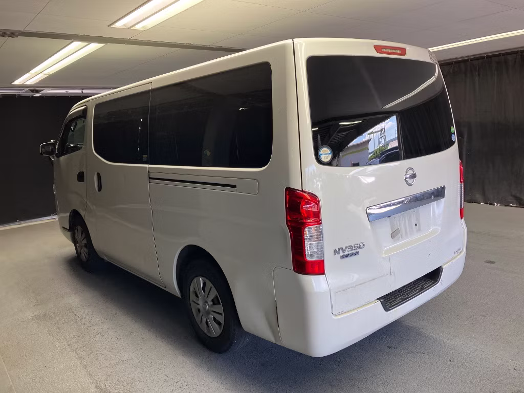 NISSAN NV350 CARAVAN