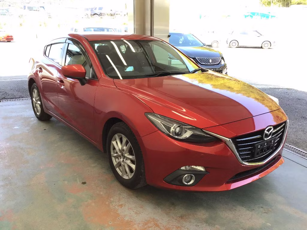 MAZDA AXELA