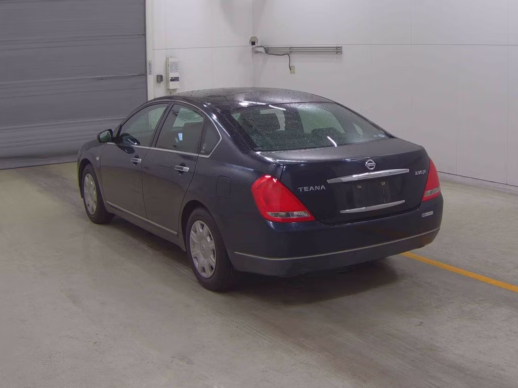 NISSAN TEANA