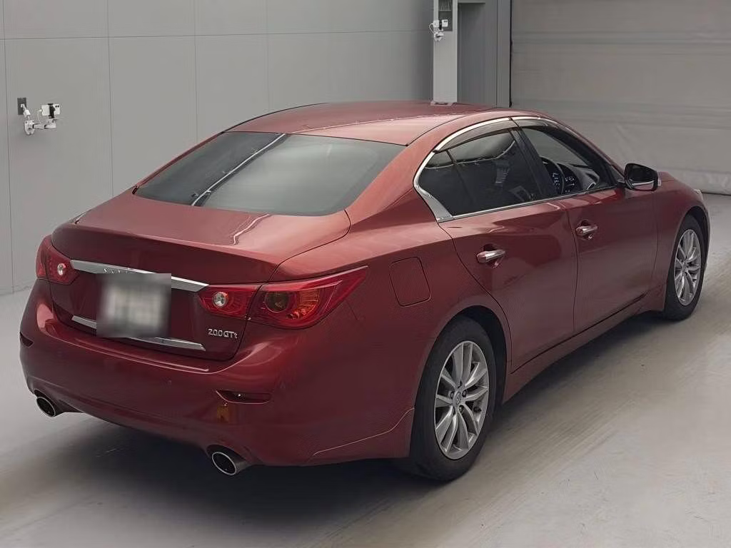 NISSAN SKYLINE