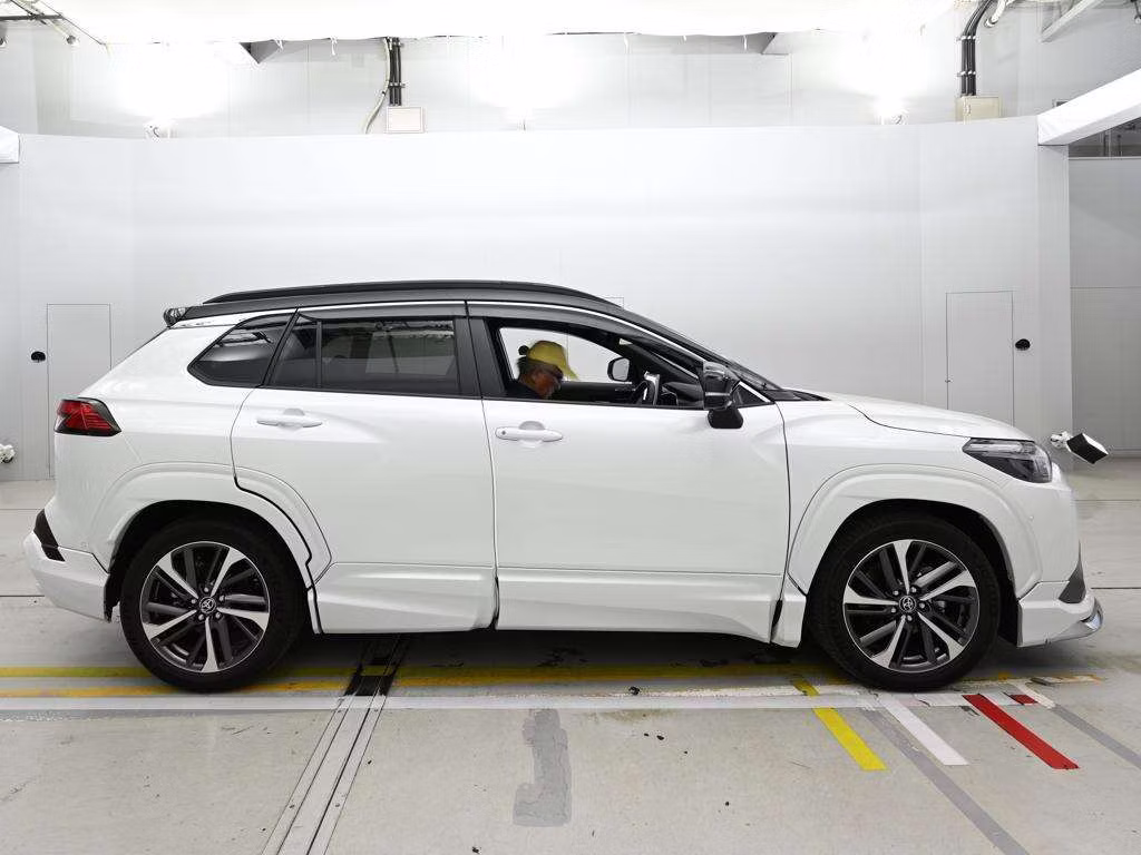 TOYOTA COROLLA CROSS